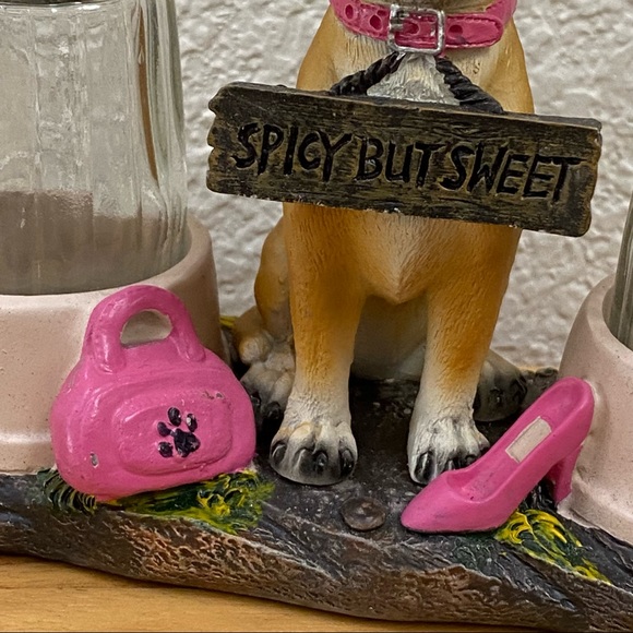 DWK 2018 Spicy But Sweet Chihuahua Dog Salt and Pepper Shaker - Picture 12 of 15